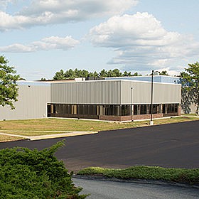 THE GROSSMAN COMPANIES PARTNERS WITH CALARE PROPERTIES IN PURCHASE OF FRANKLIN, MASS. INDUSTRIAL BUILDING